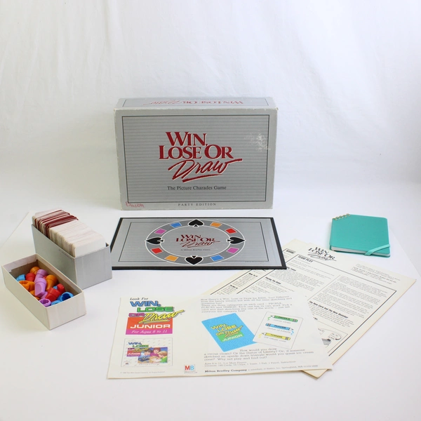 Vintage 1988 Milton Bradley Win Lose or Draw Party Edition Missing Timer