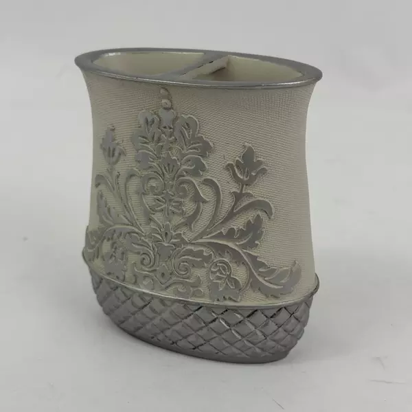 Gray and Metallic Gray Embossed Floral Pattern Toothbrush Holder