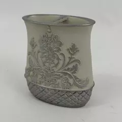 Gray and Metallic Gray Embossed Floral Pattern Toothbrush Holder