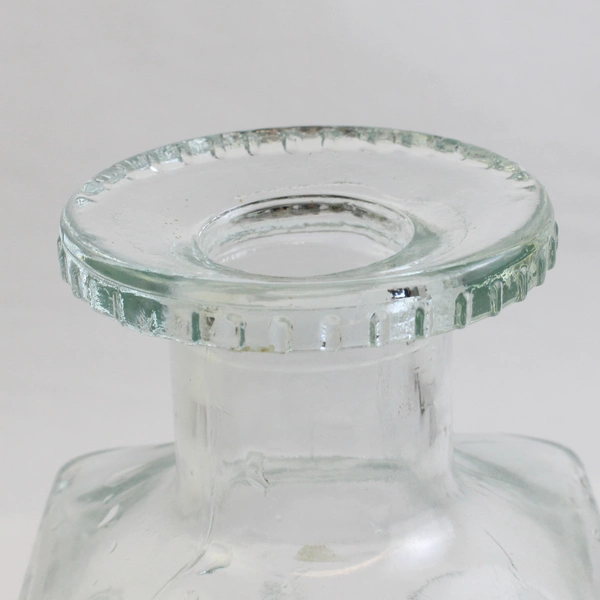 Walkers Deluxe Bourbon Clear Glass Liquor Bottle 1975 Decanter 11" Tall