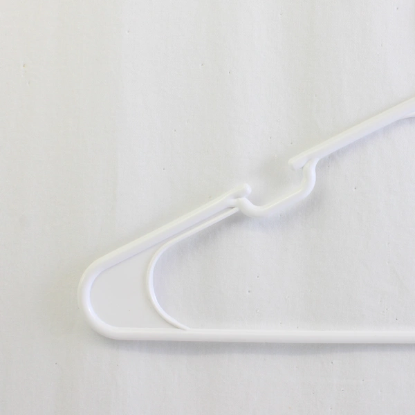 Lot of 10 Unbranded White Tubular Clothes Hanger w/ Notches