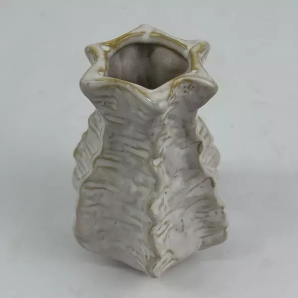 47th and Main Art Deco Vase White Star Pattern Lip 4.25 Inch