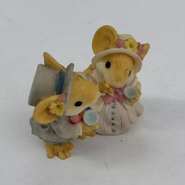 1991 Ganz Little Cheesers A Toast Wedding Mouse Figurine 05501