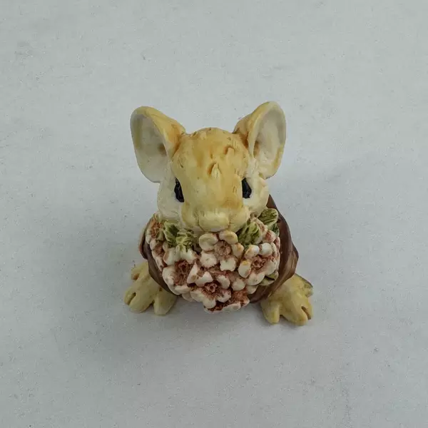 1991 Ganz Little Cheesers Mouse With Bouquet of Flowers 05104