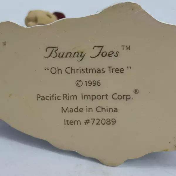1996 Pacific Rim Corp Bunny Toes Oh Christmas Tree 72089