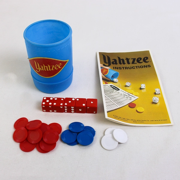 1970's 1980's Yahtzee Games Pieces Rules Score Card Random Dice Milton Bradley