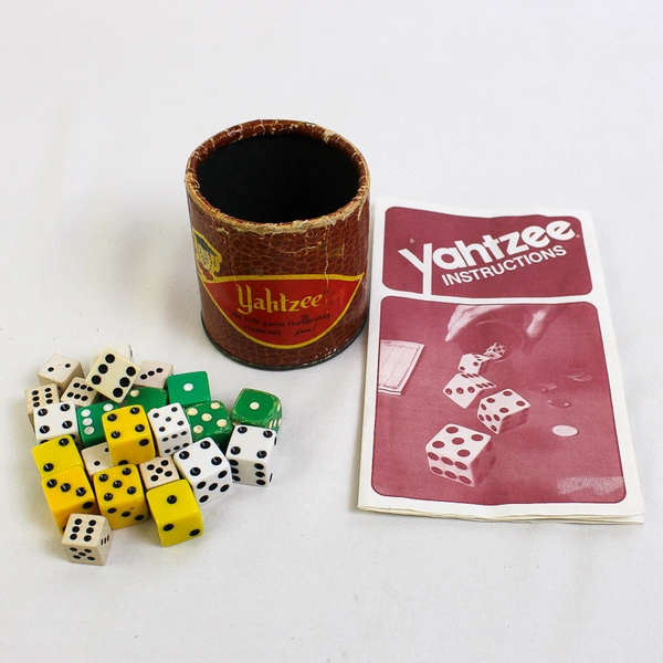 1970's 1980's Yahtzee Games Pieces Rules Score Card Random Dice Milton Bradley