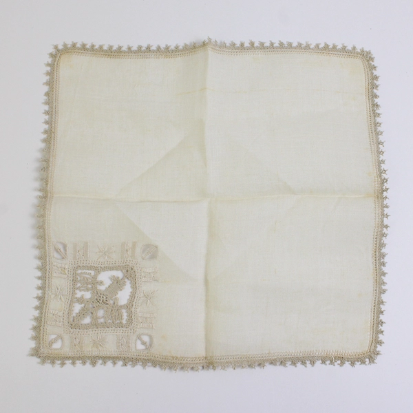 Set of 2 Vintage Cutwork Cocktail Napkins 10" x 10" FLAWED