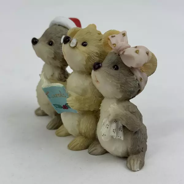 Vintage Santa's Giftshop Christmas Carolers Mouse Figurine