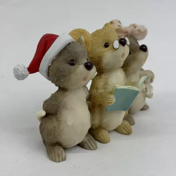 Vintage Santa's Giftshop Christmas Carolers Mouse Figurine