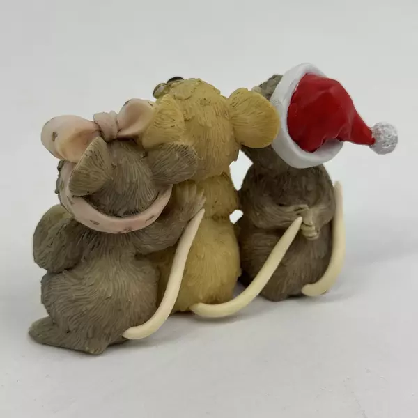 Vintage Santa's Giftshop Christmas Carolers Mouse Figurine