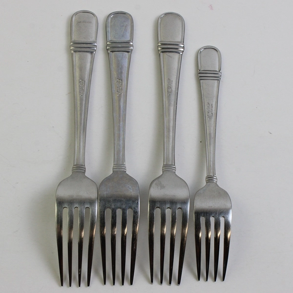 Set Of 4 Forks Corby Hall Toledo Stainless Steel 18/10 Mirror Finish