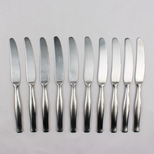 Lot of 10 Solid Knives Sabatier Moderne Flatware Stainless Steel 18/10 Satin