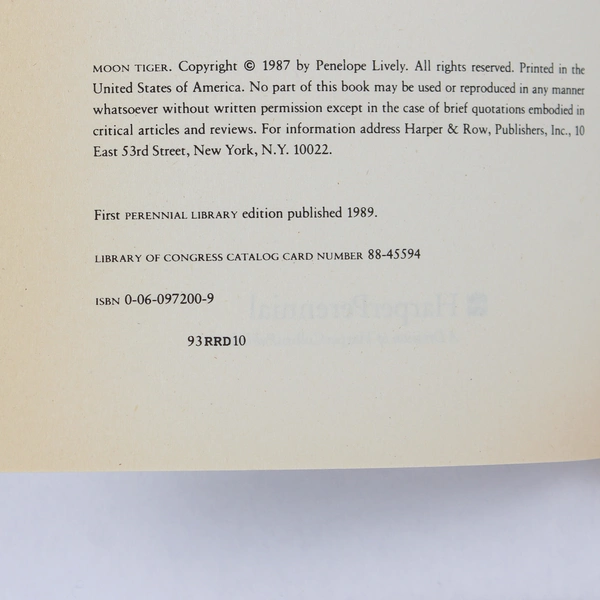 Vintage Moon Tiger by Penelope Lively 1989 Paperback