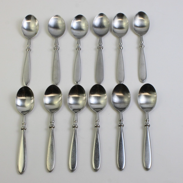 Set of 12 Cambridge Townhouse Soup Spoons Satin Stainless 7.75"