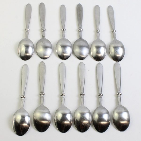 Set of 12 Cambridge Townhouse Soup Spoons Satin Stainless 7.75"