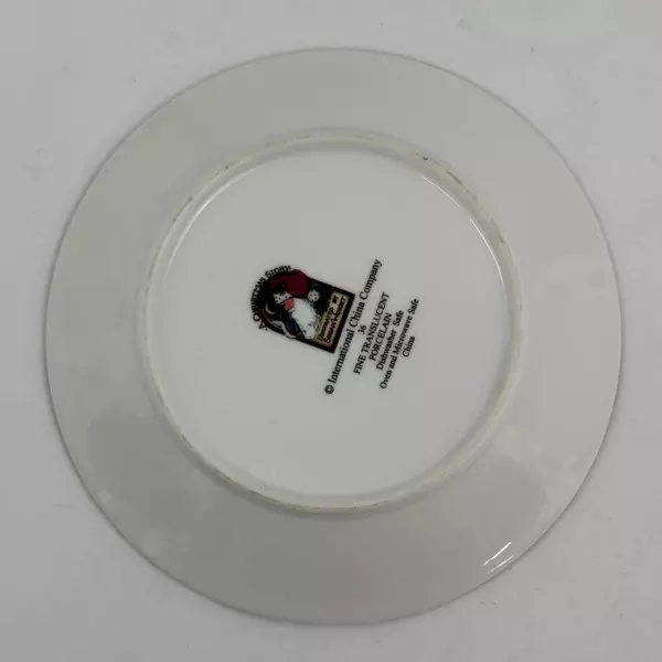 International China Susan Winget Christmas Story Merry Christmas To All Saucer