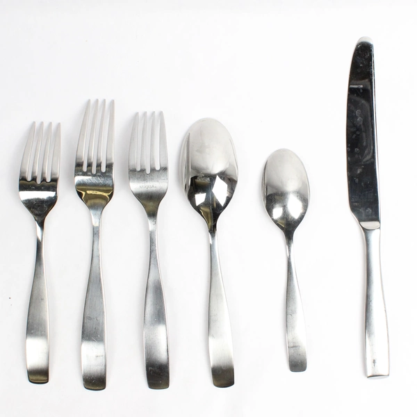 Mikasa Satin Loft 18/10 Stainless Steel 6 Piece Place Setting