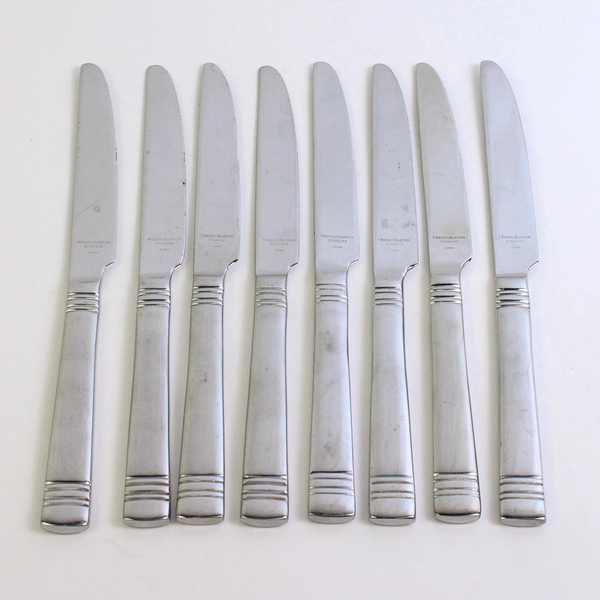 Set of 8 Reed & Barton Longwood Stainless Dinner Knives 9.5"