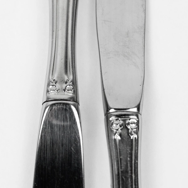 Lot of 4 Oneida Silver Brahms (Stainless) Flatware Modern Hollow Knives 9" Long