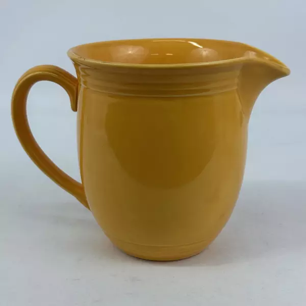 Vtg Oneida Petals Marigold Pitcher 64 Oz 7.25 Inch