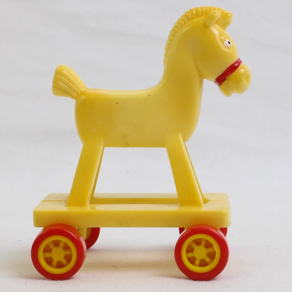 1986 McDonalds Muppet Babies Hobby Horse Rolling Rocking Horse Toy