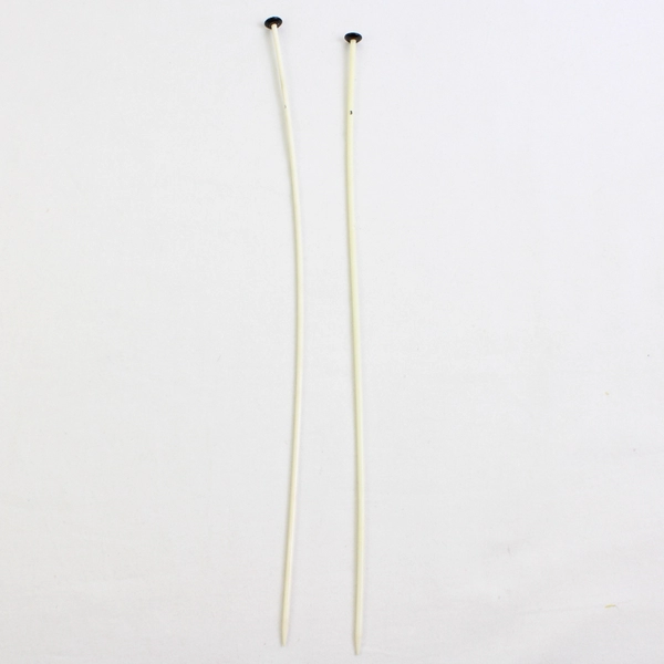 Mixed Lot of 16 Knitting Needles Various Sizes