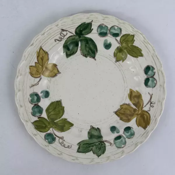 Set of 3 Vtg Metlox Poppytrail Vernon Ware Vineyard Salad Plates 7.5 Inch