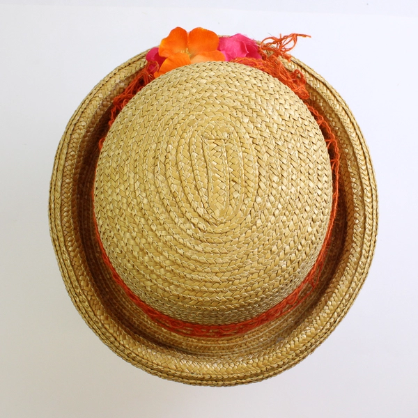 Women's Rolled Brim Straw Hat with Decorative Faux Flowers