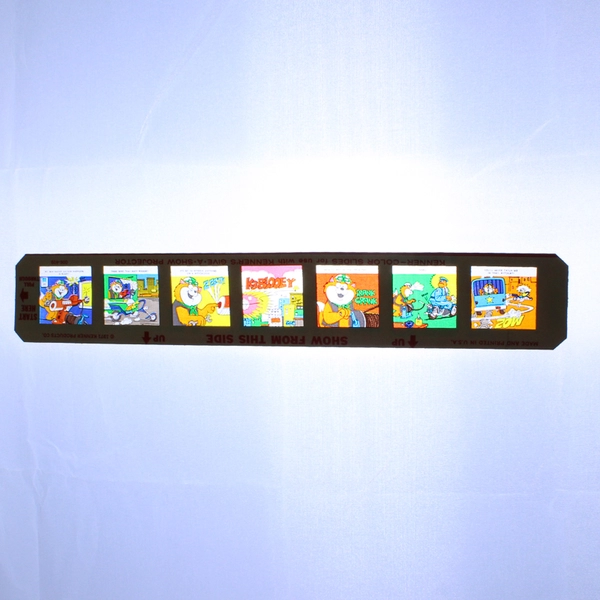 1970 Kenner's Give-A-Show Battery Operated Projector For Repair Parts FLAWED