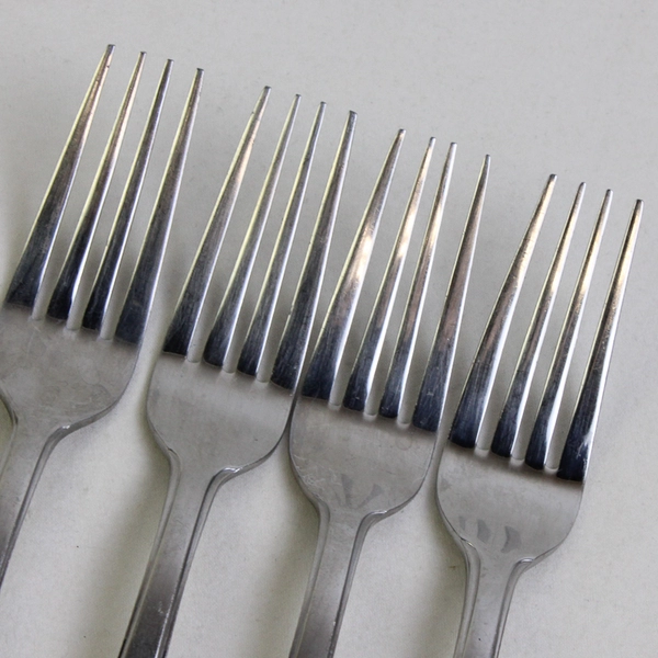 Lot of 4 Hampton Silversmiths HSV141 Stainless Steel Salad Forks