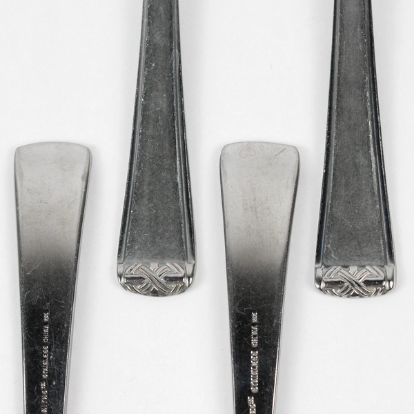 Lot of 4 Hampton Silversmiths HSV141 Stainless Steel Teaspoons