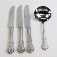 Lot Of 4 Reed & Barton Fairisle (Stainless) Flatware 3 Dinner Knives 1 Ladle