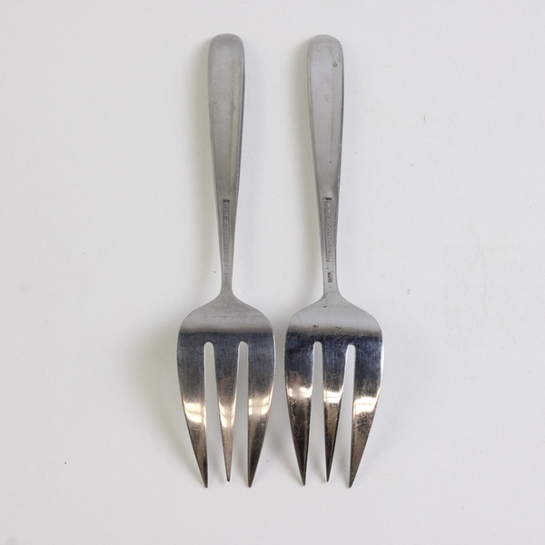 Lot Of 2 Reed & Barton Edgartown (Stainless) Flatware Cold Meat Serving Forks