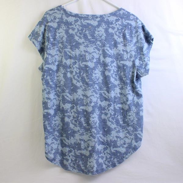 Eddie Bauer Light Blue Digital Camo V-Neck T-Shirt Women's Size Large