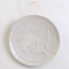 Vintage Frankoma 1975 Joniece Frank "Peace On Earth" Dove Ceramics 8.25"
