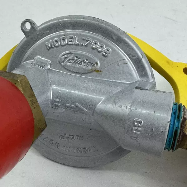 Fairview Model 700 B Propane Gas Pressure Regulator