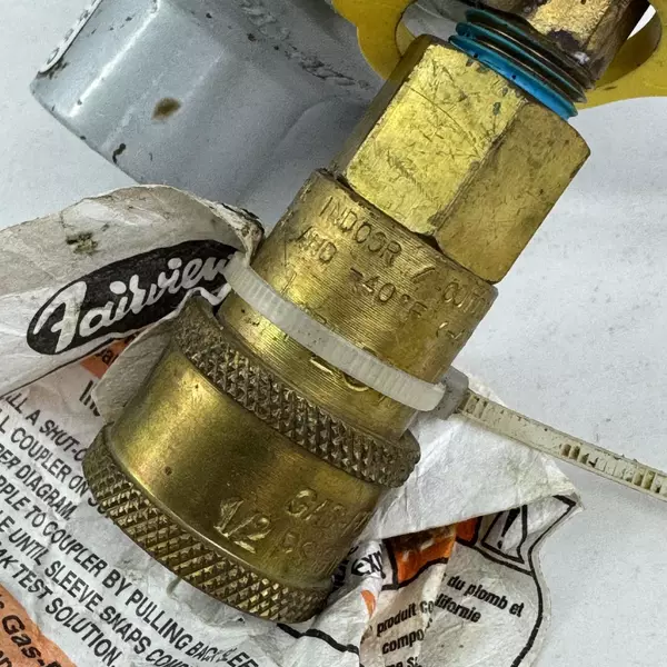 Fairview Model 700 B Propane Gas Pressure Regulator