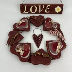 3-Piece Burgundy Wood Hanging Valentine's Day Love Wall Décor Set Hearts
