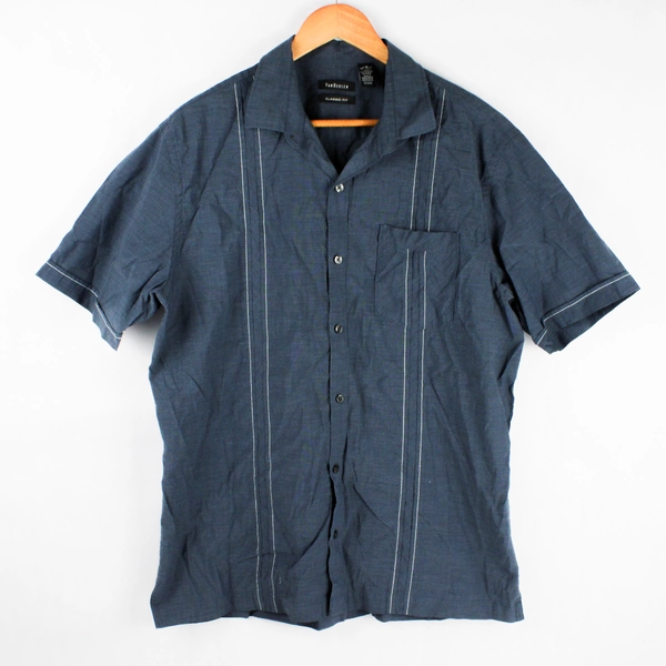 Van Heusen Classic Fit Blue Short-Sleeve Button Up Men's Large 16-16 1/2