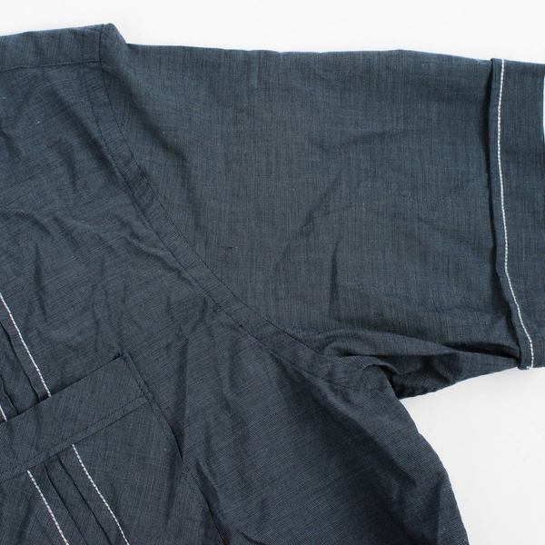 Van Heusen Classic Fit Blue Short-Sleeve Button Up Men's Large 16-16 1/2