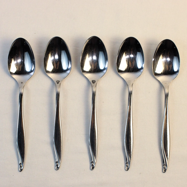 Lot 5 Oneida Silver Surf Club (Stainless) Flatware Oval Soup Spoons 6.75" Tall