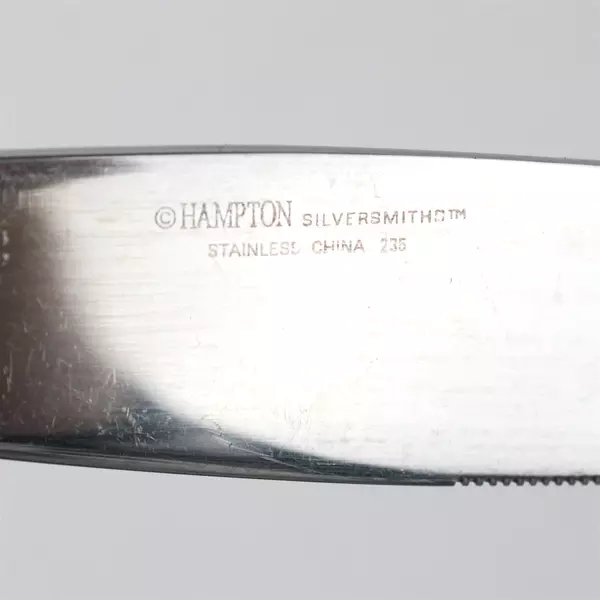 Lot of 4 Hampton Silversmiths HSV141 Stainless Steel Solid Dinner Knives