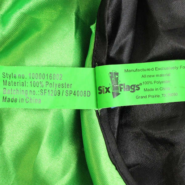 Six Flags Reversible Batman/Joker Cape Costume Accessory Adult One Size