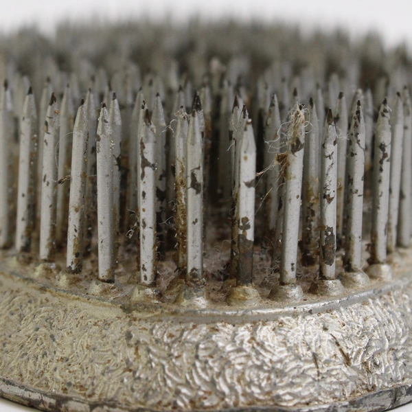 Vintage Dazey Needle Sharp Metal Pins Flower Holder Oval Flower Frog No.82