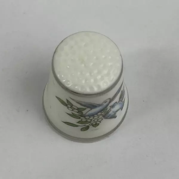 Royal Worcester Fine Bone China Thimble Blue Birds Gold Tone Trim England