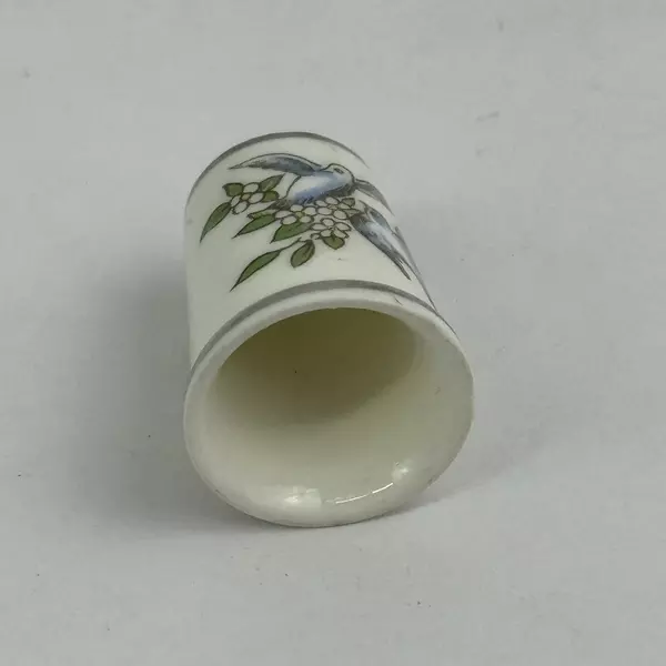 Royal Worcester Fine Bone China Thimble Blue Birds Gold Tone Trim England