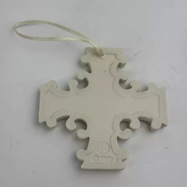 Margaret Furlong Everlasting Hope Cross Ornament 1999