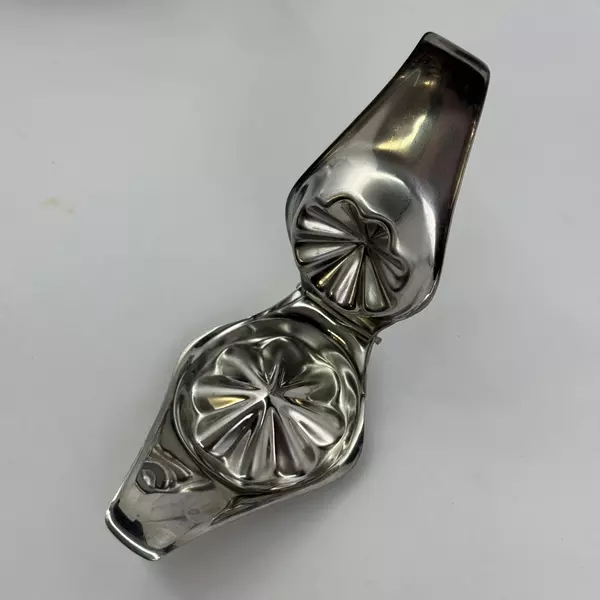 WMF Cromargan Polished Stainless Steel Lemon Citrus Squeezer Press Germany