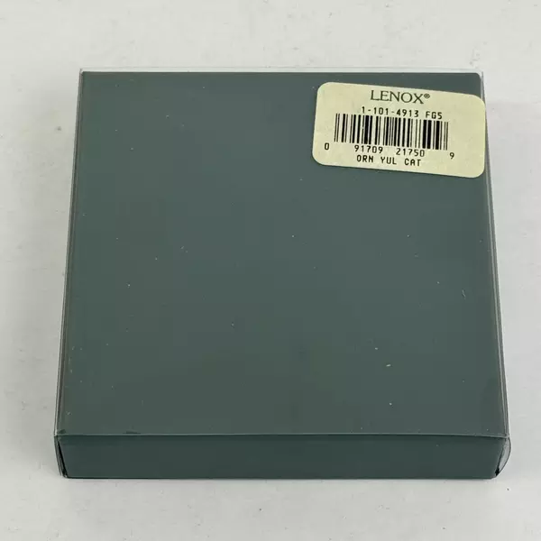 Vintage Lenox Carved Porcelain Yuletide Cat Silhouette Christmas Ornament